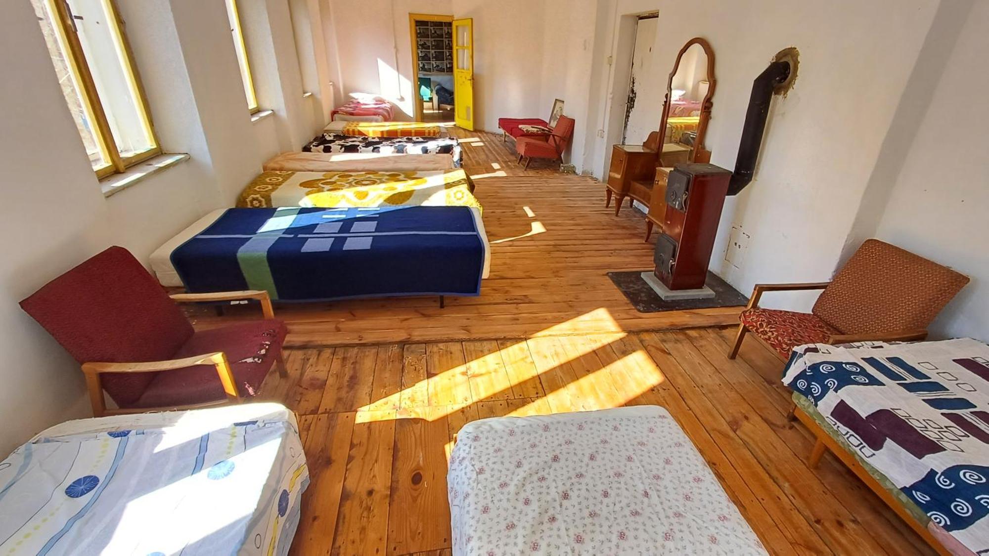 Cesta Hostel Tabor Bagian luar foto