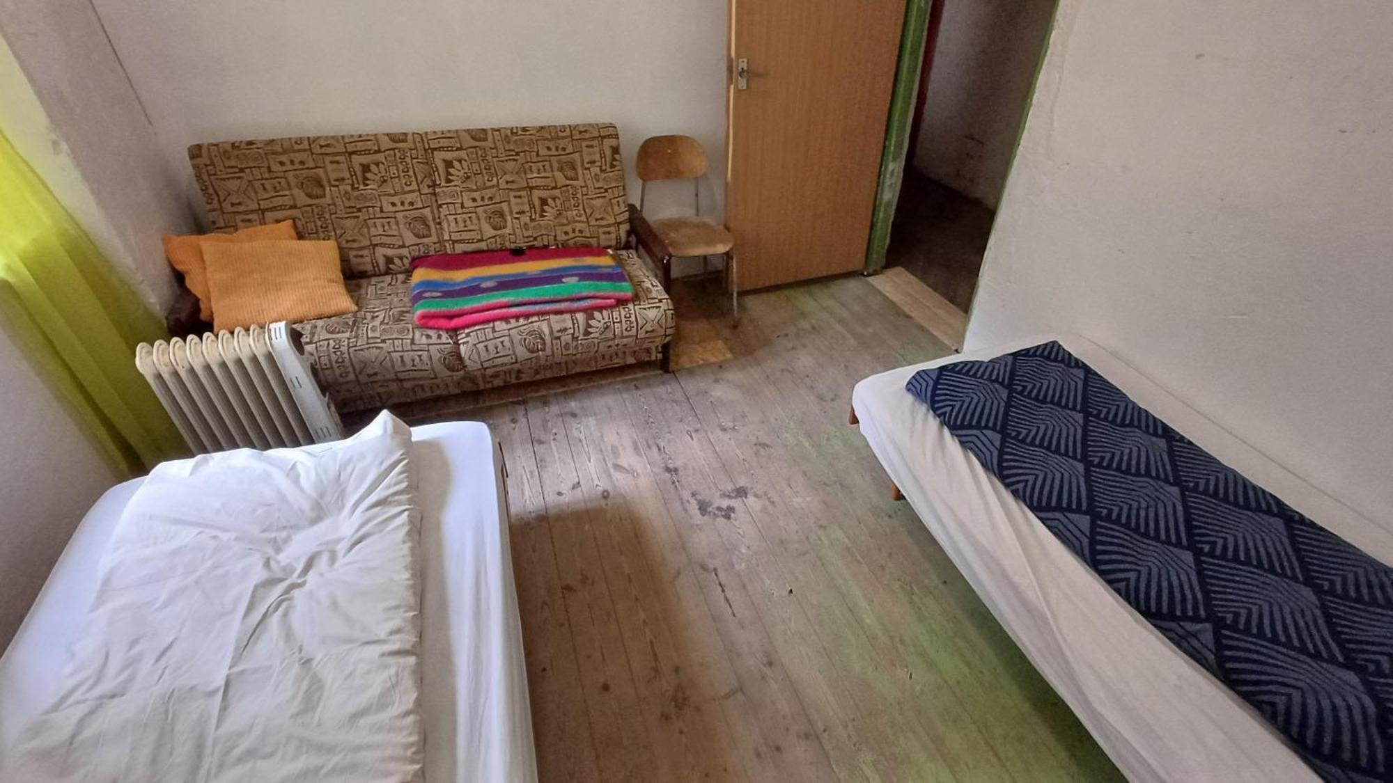 Cesta Hostel Tabor Bagian luar foto