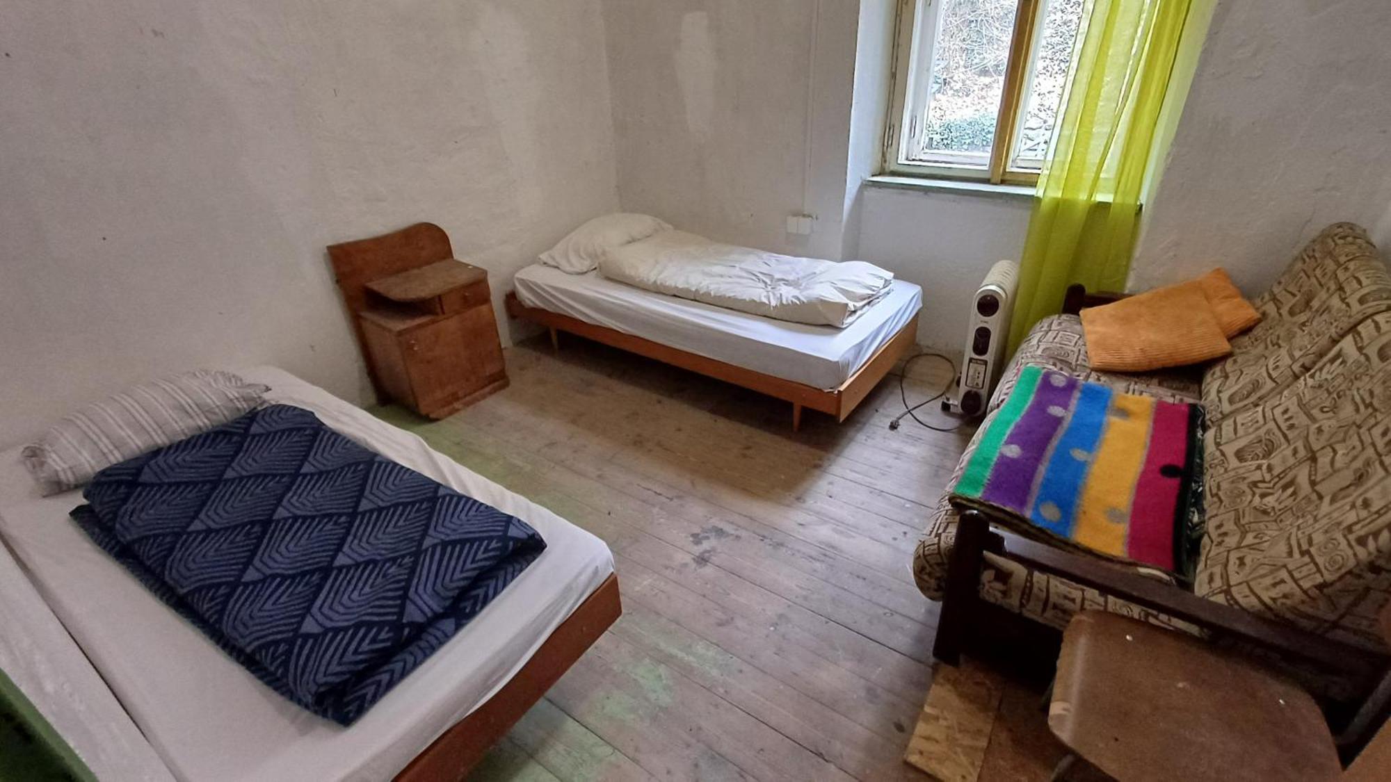Cesta Hostel Tabor Bagian luar foto